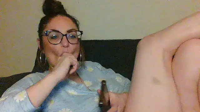 Snapshot of fatal_lover chatting on November 1, 2025, 11:31 pm fatal lover online show from November 1, 2025, 11:31 pm