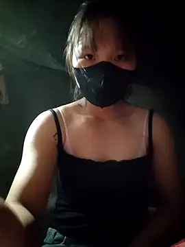 linh-miu99 online show from November 13, 2025, 4:49 am