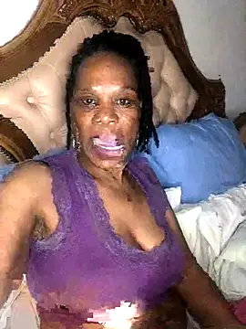 Hotcougar online show from November 21, 2025, 5:45 pm