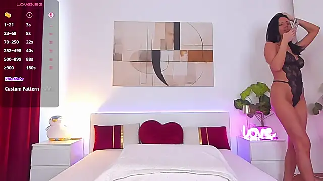 nadeen na online show from March 29, 2026, 1:35 pm