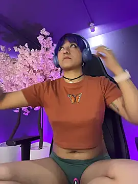 LuanEter online show from November 30, 2025, 2:18 pm