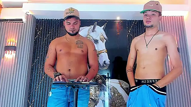 Snapshot of handsome_boys22 chatting on October 25, 2025, 11:53 am handsome boys22 online show from October 25, 2025, 11:53 am