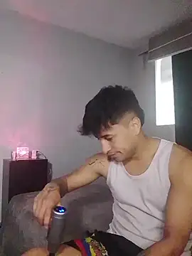 Snapshot of jhon_mendoza_ chatting on October 28, 2025, 12:59 pm jhon mendoza  online show from October 28, 2025, 12:59 pm