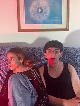 Snapshot of Soft_Dream_ chatting on October 30, 2025, 8:28 pm Soft Dream  online show from October 30, 2025, 8:28 pm