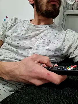 Snapshot of 16enes16 chatting on December 3, 2025, 6:07 pm 16enes16 online show from December 3, 2025, 6:07 pm