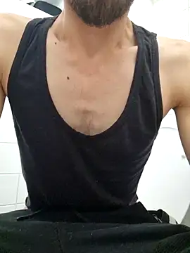 Snapshot of 16enes16 chatting on November 5, 2025, 3:26 pm 16enes16 online show from November 5, 2025, 3:26 pm