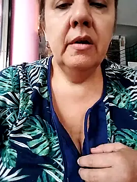 Snapshot of JennyInVegas chatting on April 19, 2026, 5:14 pm JennyInVegas online show from April 19, 2026, 5:14 pm