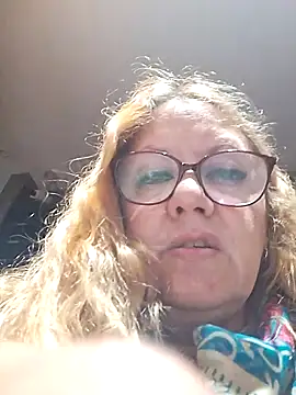 Snapshot of JennyInVegas chatting on November 3, 2025, 1:04 pm JennyInVegas online show from November 3, 2025, 1:04 pm