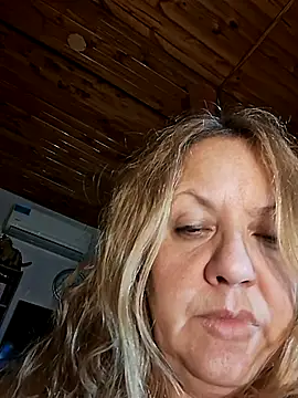 Snapshot of JennyInVegas chatting on June 30, 2026, 4:12 am JennyInVegas online show from June 30, 2026, 4:12 am
