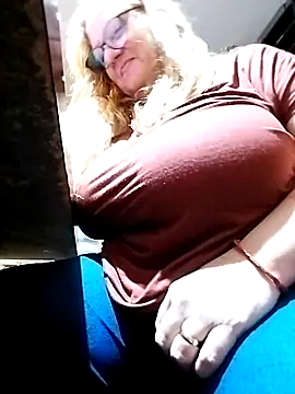 Snapshot of JennyInVegas chatting on December 15, 2025, 2:45 pm JennyInVegas online show from December 15, 2025, 2:45 pm