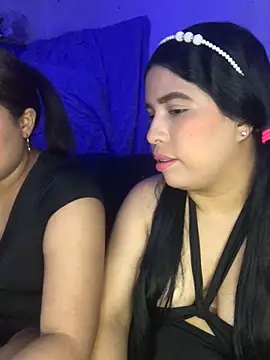 2moons full of love online show from November 15, 2025, 11:09 pm