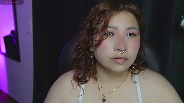 littlee red online show from April 17, 2026, 8:44 pm