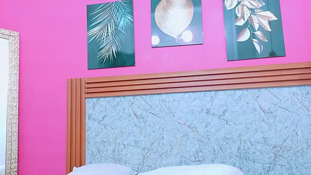 Snapshot of matureahomegirl chatting on March 22, 2026, 11:45 am matureahomegirl online show from March 22, 2026, 11:45 am