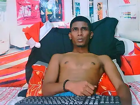 IndianThuggin online show from December 13, 2025, 8:04 pm