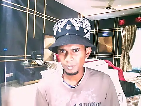Snapshot of IndianThuggin chatting on April 30, 2026, 7:59 am IndianThuggin online show from April 30, 2026, 7:59 am