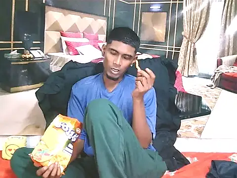 Snapshot of IndianThuggin chatting on May 15, 2026, 12:41 am IndianThuggin online show from May 15, 2026, 12:41 am
