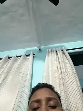 Snapshot of heenashai chatting on November 12, 2025, 6:34 pm heenashai online show from November 12, 2025, 6:34 pm