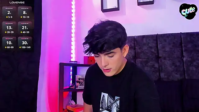 Theo Noxxx online show from November 16, 2025, 6:56 pm