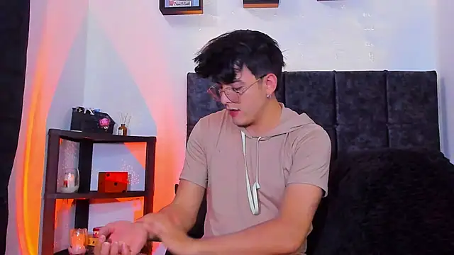 Theo Noxxx online show from October 22, 2025, 7:46 pm