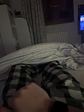 Snapshot of Anton2026 chatting on April 7, 2026, 9:05 pm Anton2026 online show from April 7, 2026, 9:05 pm