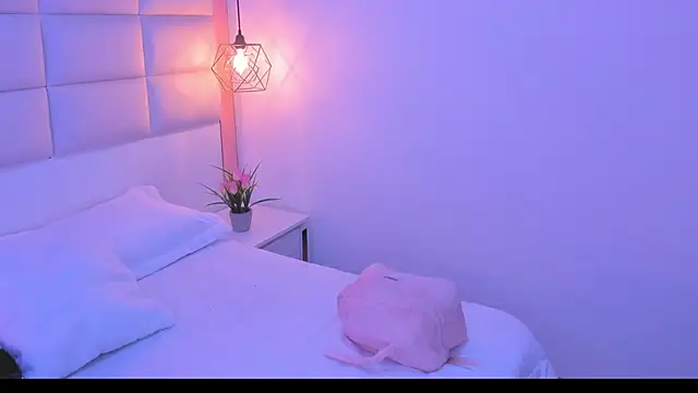 Snapshot of Sofia_clk chatting on April 22, 2026, 3:24 am Sofia clk online show from April 22, 2026, 3:24 am