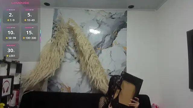 jessica latina777 online show from December 2, 2025, 6:20 pm