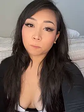 babygirlesme online show from March 19, 2026, 8:20 pm