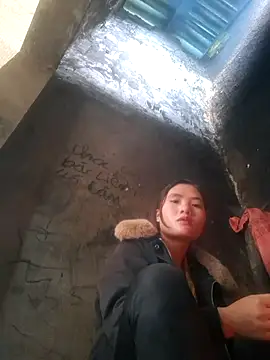 mira-show online show from November 20, 2025, 1:50 am