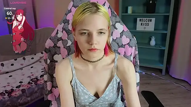 MitaSide online show from November 13, 2025, 8:46 pm