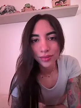 Snapshot of valeriahornier chatting on March 5, 2026, 1:46 am valeriahornier online show from March 5, 2026, 1:46 am