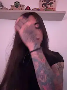 Snapshot of valeriahornier chatting on March 25, 2026, 2:12 am valeriahornier online show from March 25, 2026, 2:12 am