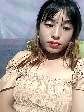 Snapshot of Wong_tinny chatting on October 20, 2025, 11:16 pm Wong tinny online show from October 20, 2025, 11:16 pm