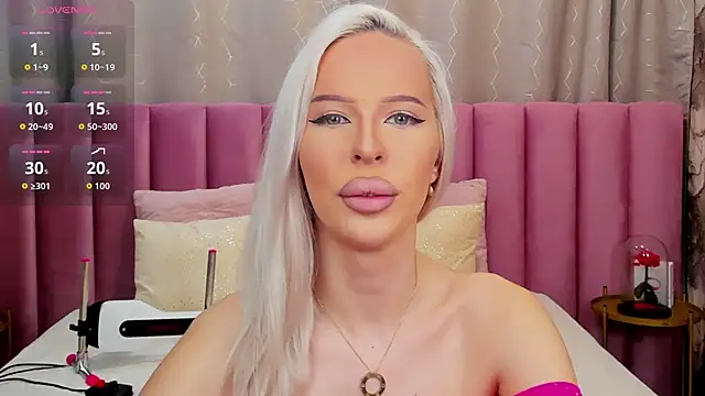 KailaCrystall online show from December 17, 2025, 1:21 am