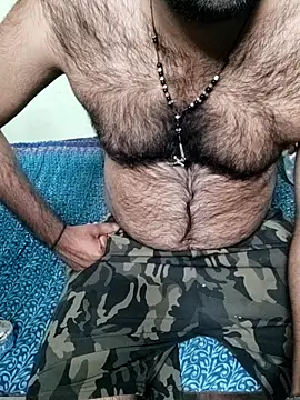 DesiBlackBull online show from December 3, 2025, 4:17 pm