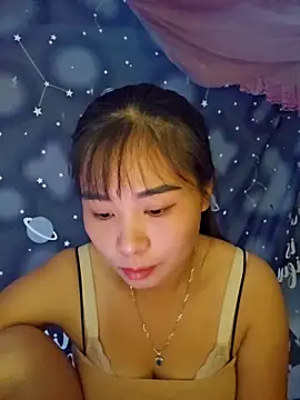 Squirrel-Pear online show from October 21, 2025, 11:37 pm