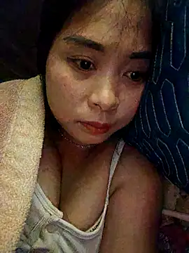 Squirrel-Pear online show from December 14, 2025, 7:30 pm