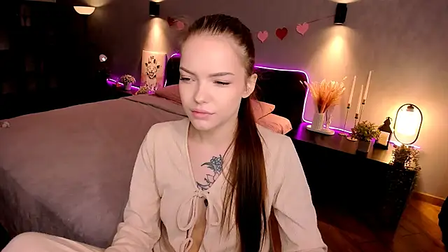 Snapshot of MelissaBell_ chatting on November 16, 2025, 2:05 am MelissaBell online show from November 16, 2025, 2:05 am