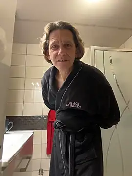 kon77777 online show from November 15, 2025, 5:44 am