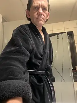 kon77777 online show from November 6, 2025, 3:21 am