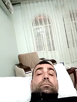 Bugattiveyron1 online show from April 28, 2026, 8:35 pm