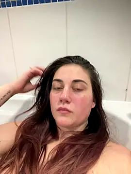 YourFrenchFeliciexo online show from November 28, 2025, 7:03 pm