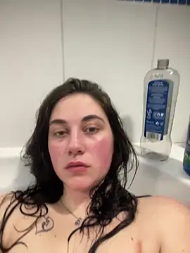 YourFrenchFeliciexo online show from February 15, 2026, 9:14 pm