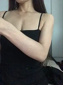 Snapshot of Kylie_beem chatting on August 3, 2026, 10:21 am Kylie beem online show from August 3, 2026, 10:21 am