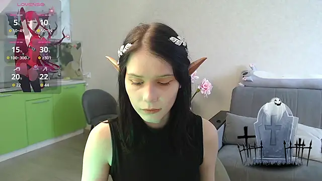 Mell Hyees online show from October 30, 2025, 11:41 am