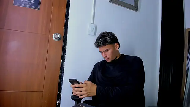 Alan-Smith1 online show from December 5, 2025, 7:23 pm