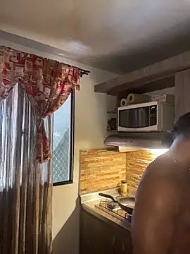 FreszX online show from February 16, 2026, 5:44 pm