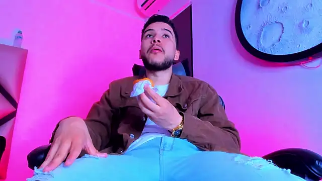 mike 257 online show from April 4, 2026, 11:50 am