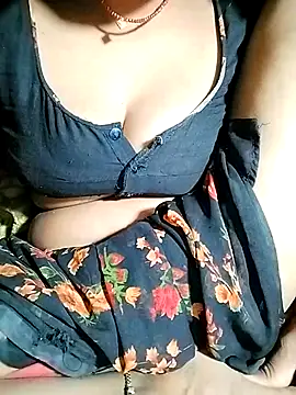 Snapshot of Hot_cauple_indian chatting on March 8, 2026, 1:55 am Hot cauple indian online show from March 8, 2026, 1:55 am