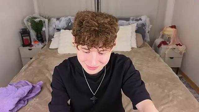 Snapshot of crisp1n chatting on October 30, 2025, 3:09 pm crisp1n online show from October 30, 2025, 3:09 pm