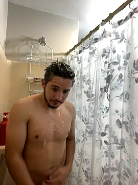 Snapshot of Joshua6920 chatting on October 30, 2025, 11:01 pm Joshua6920 online show from October 30, 2025, 11:01 pm